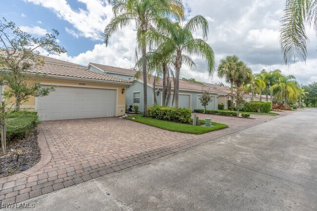 Building Photo - 28495 Villagewalk Blvd
