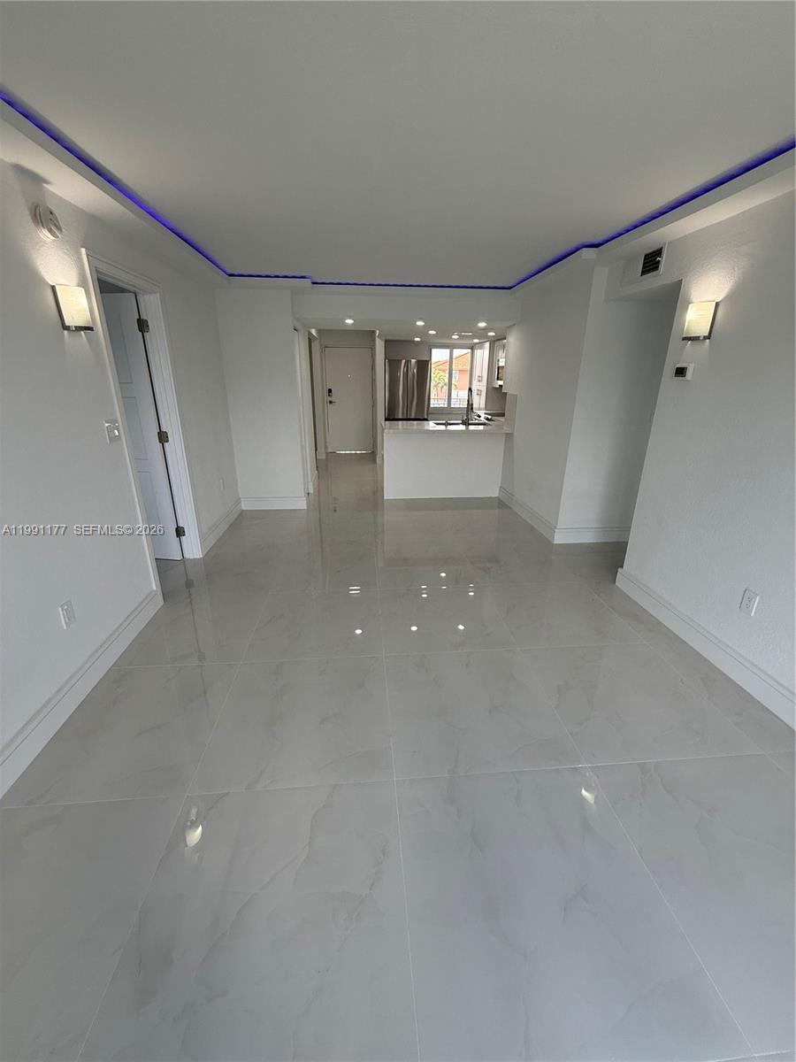 Building Photo - 9915 W Okeechobee Rd