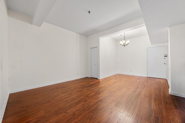 Building Photo - 227 Christopher Columbus Dr
