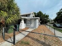 Building Photo - 1028 E 17th Ave