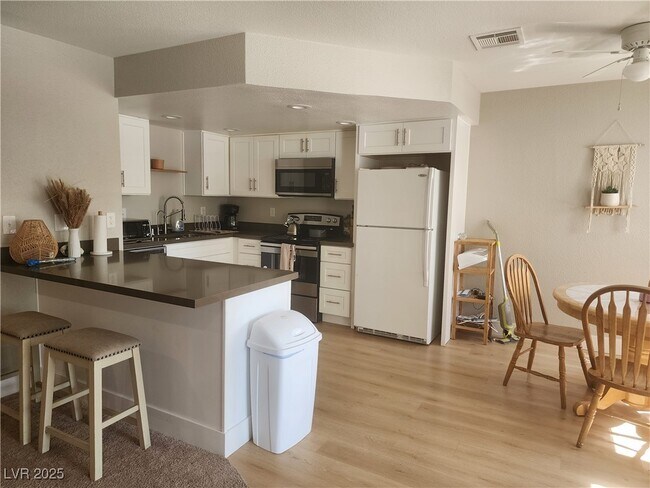 Building Photo - 8804 River Pines Ct