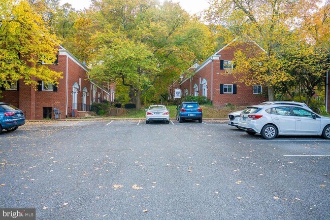 Building Photo - 3626 Gunston Rd