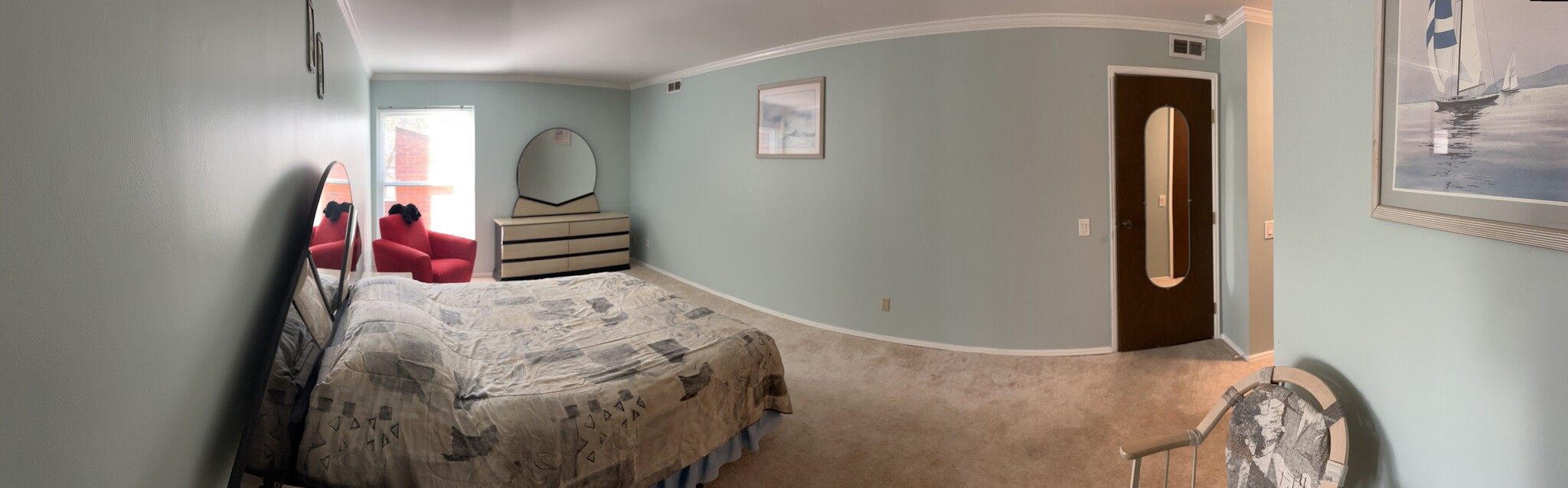 Building Photo - 572 Coeur de Royale Dr