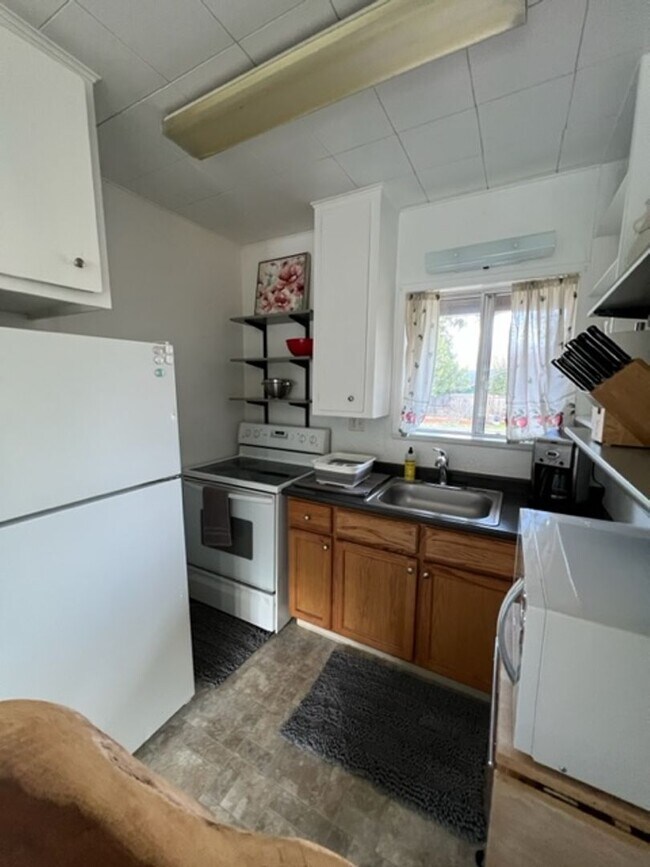 Building Photo - A Little Piece of Heaven in Historic Jacksonville