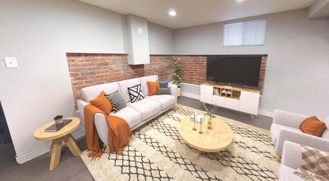 Building Photo - Charming Capitol Hill private basement apa...