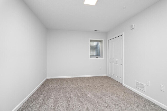 Building Photo - 2109 Aldrich Ave S