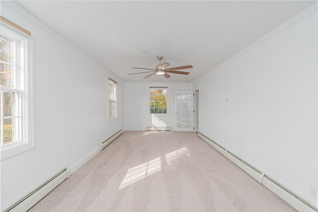 Building Photo - 83 Betsey Williams Dr