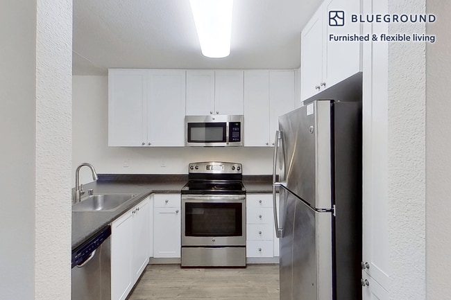 Building Photo - 823 Nordahl Rd