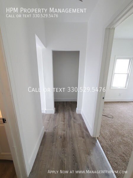 Building Photo - 394 Stanton Ave