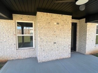 Building Photo - 29 Tara Dr