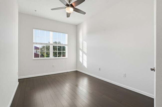 Building Photo - 7820 Clemson St