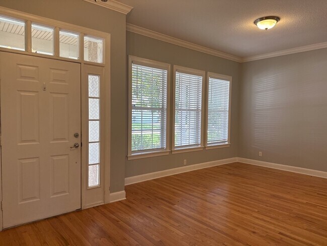 Building Photo - SOUTH TAMPA CUSTOM HOME