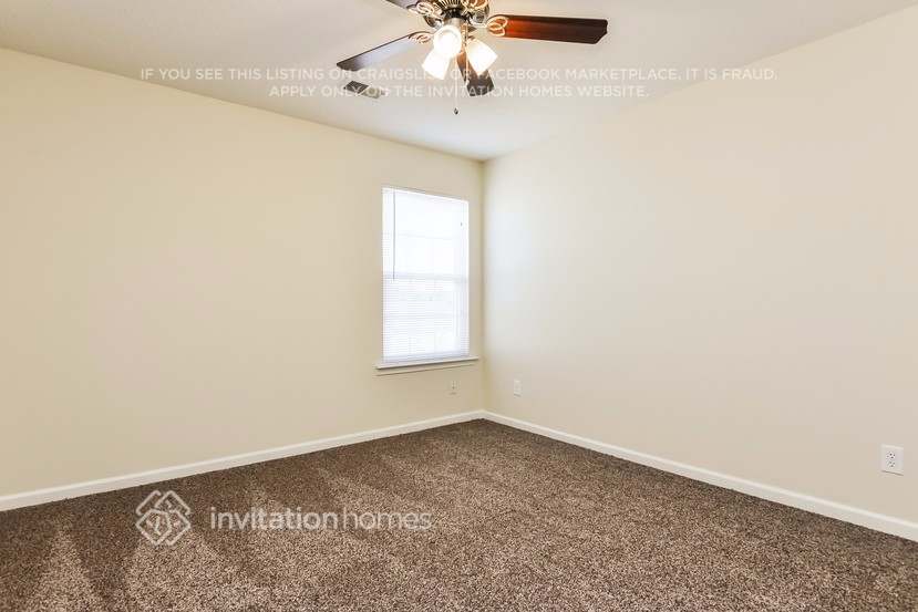 Building Photo - 8020 Bright Oak Trail