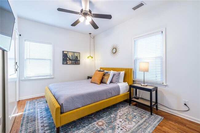 Building Photo - 69 Randolph St NE