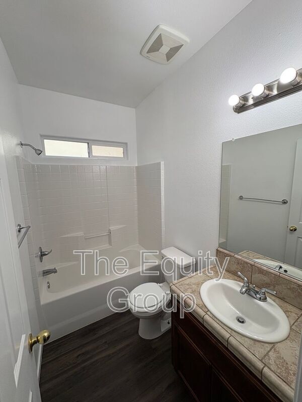 Building Photo - 30910 Jackrabbit St
