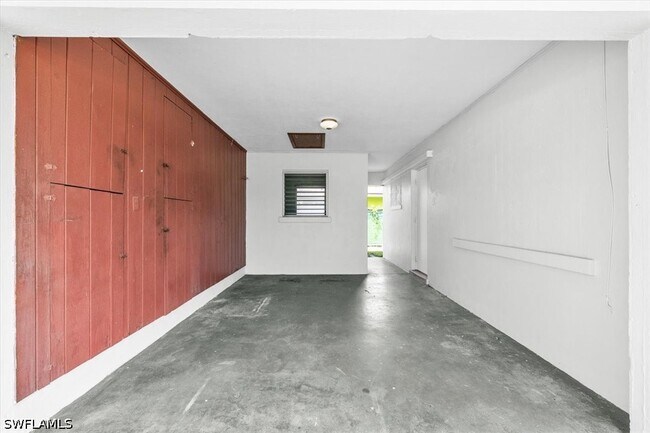 Building Photo - 2423 Jeffcott St