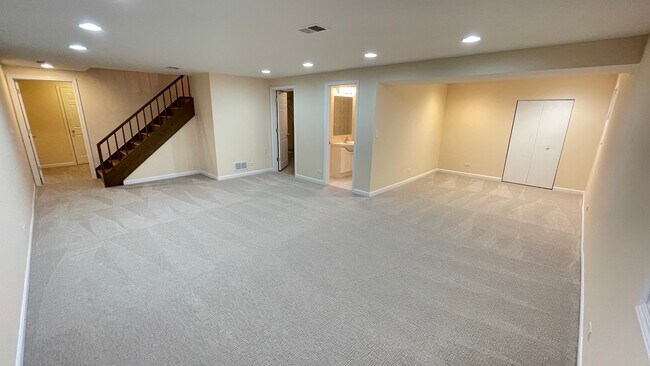 Building Photo - 1723 Wildberry Dr
