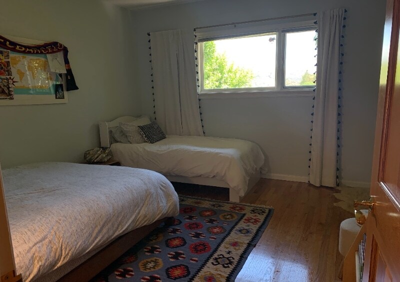 Building Photo - 2660 Byron Pl