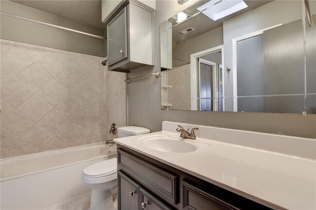 Building Photo - 1010 W Rundberg Ln