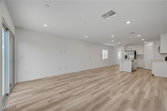 Building Photo - 2124 Abraham Ave