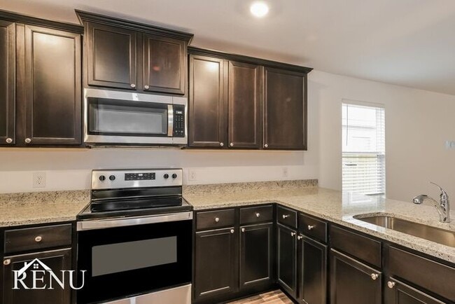 Building Photo - Coming Soon!