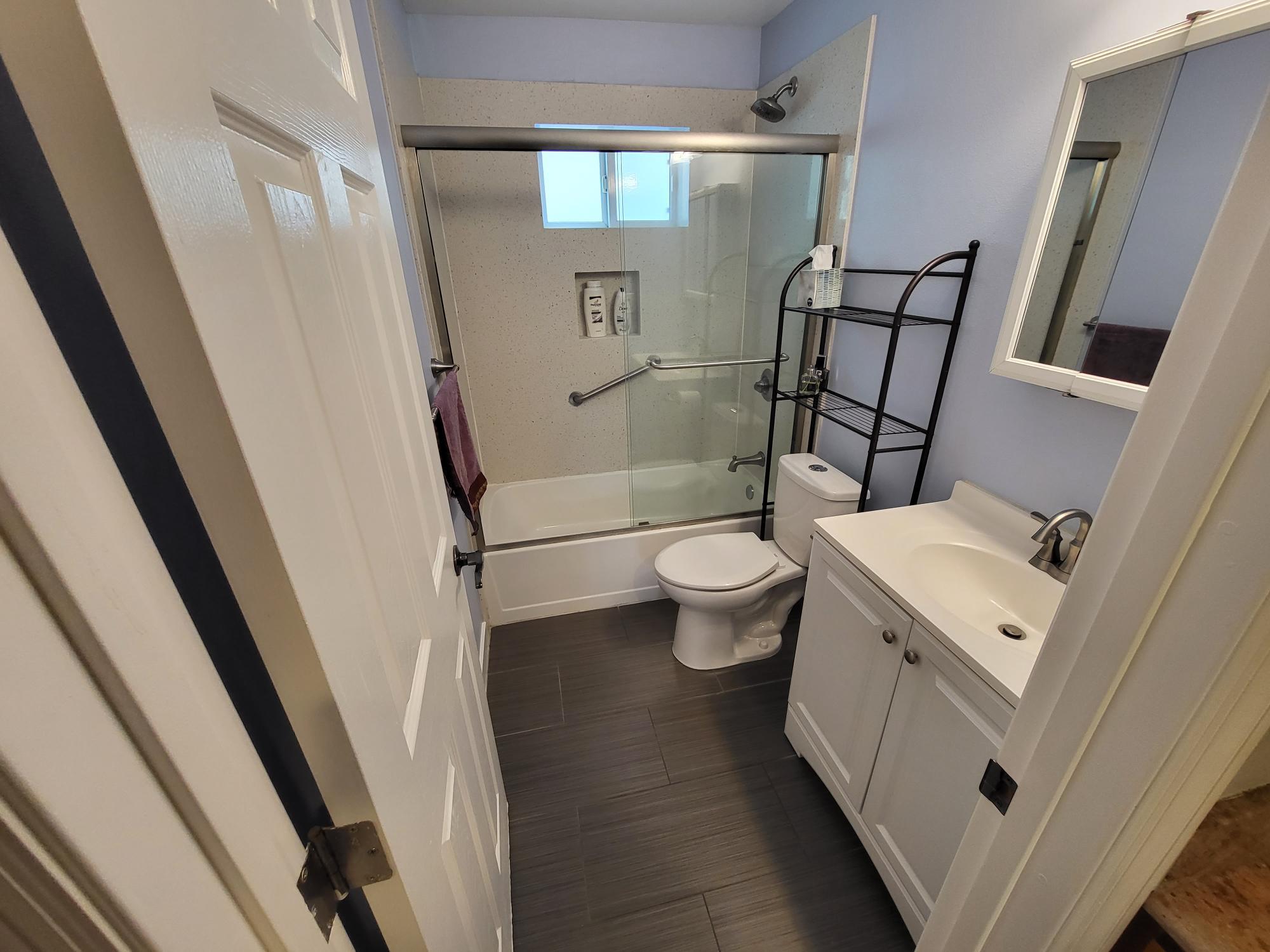 Bathroom, with a glass enclosure - 2206 Lincoln Ave