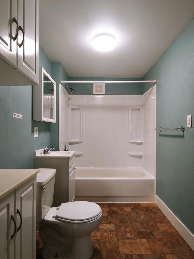 Building Photo - SEC104