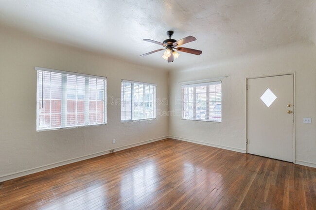 Building Photo - 241 S Cherry Ave