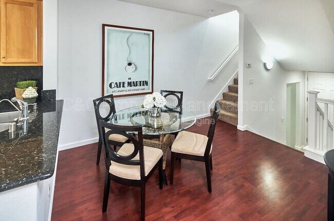 Building Photo - 2125 Winepol Loop