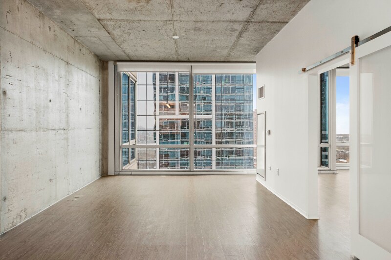 Building Photo - 1425 S State St