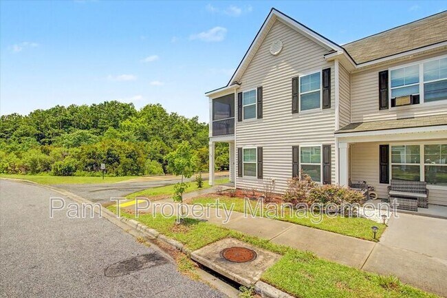 Building Photo - 140 Birch Cir