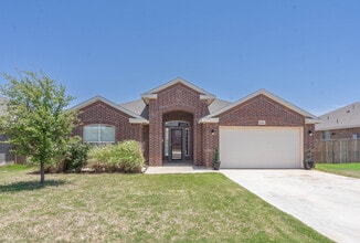 Building Photo - 4906 Meadowside St