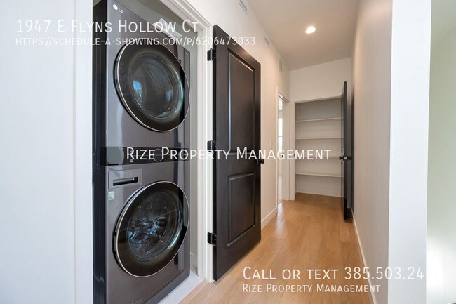 Building Photo - 1947 Flyns Hollow Ct