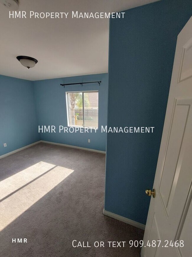 Building Photo - Tranquil Oasis: 4 Bedroom 3 Bath Two-Story