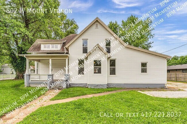 Building Photo - 802 W Mt Vernon St