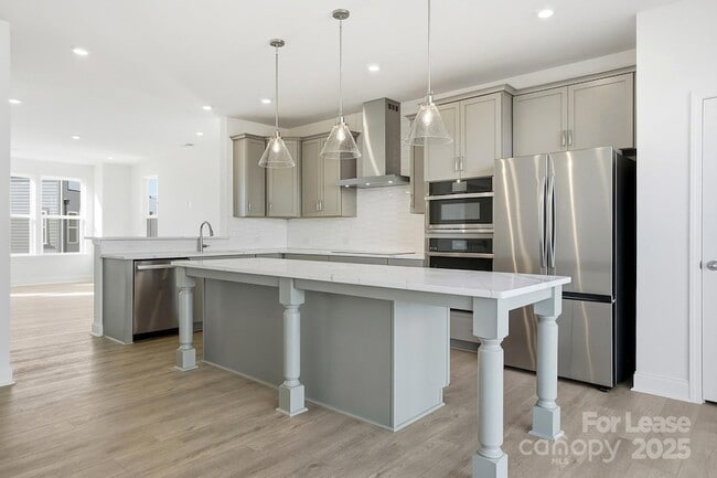 Building Photo - 3224 Drift St