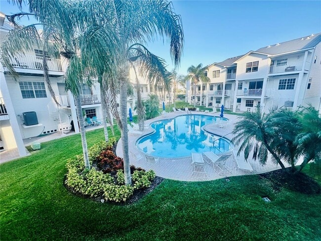 Building Photo - 135 Shoals Cir