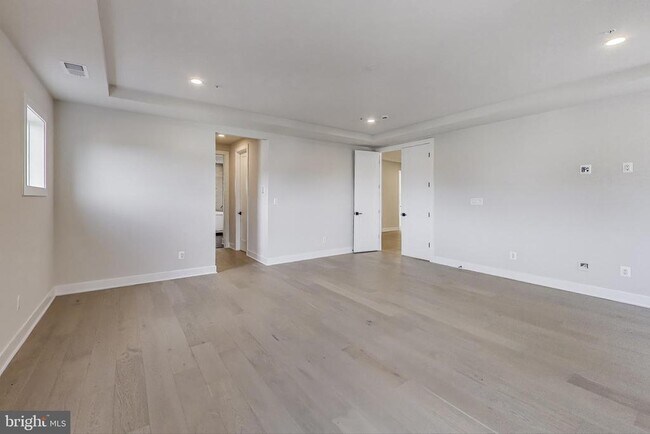 Building Photo - 6921 Renita Ln