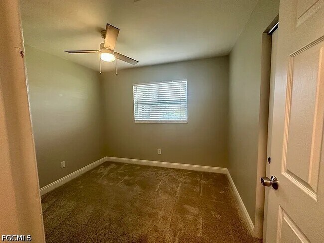Building Photo - 6168 Principia Dr