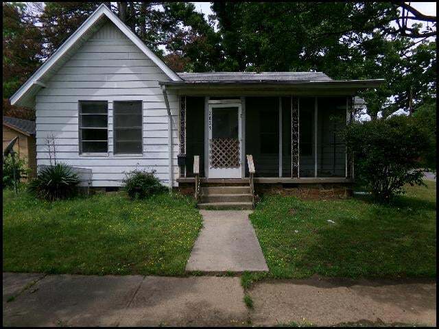 Building Photo - 2021 N Poplar St