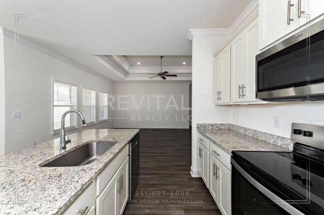 Building Photo - FREE RENT FOR MAY-  4 Bed 2 Bath Daphne Home in Jubilee Farms