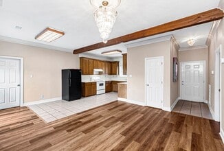 Building Photo - 3 Bedroom Downtown Condo in Downtown Port Allen