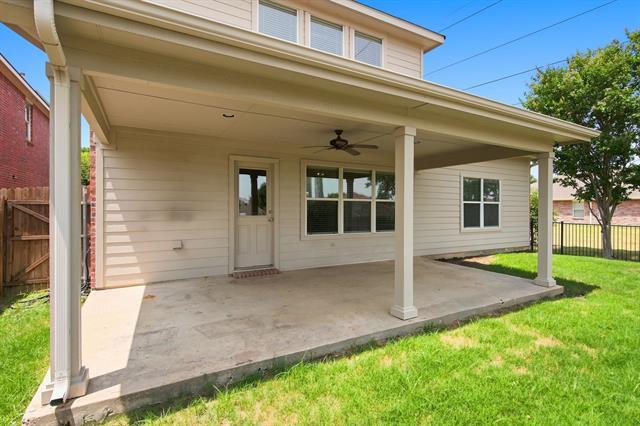 Building Photo - 15636 Gatehouse Dr