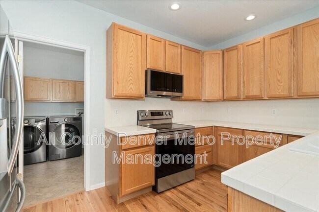 Building Photo - 6224 Secrest St