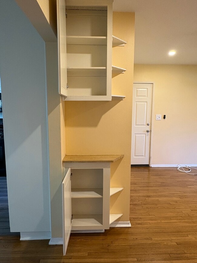 Building Photo - 5874 Bowcroft St