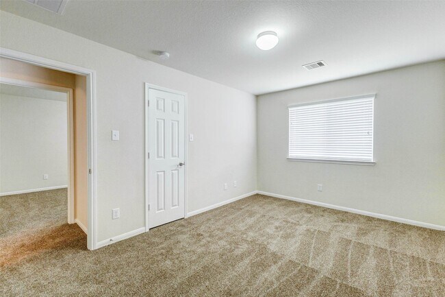 Building Photo - 3310 Pimlico Pine Ln