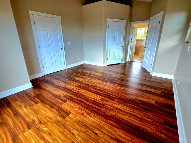 Building Photo - 272 Halenani Dr