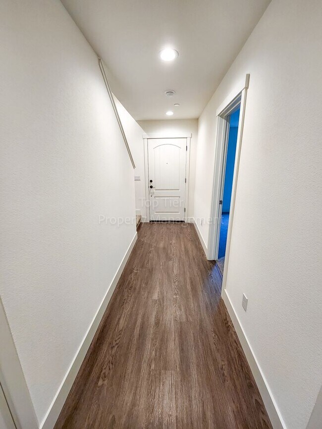 Building Photo - Newer Townhome at Penny Lane in Concord, 2...