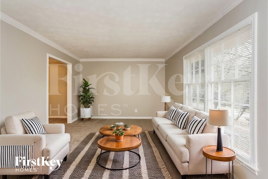 Building Photo - 2881 Hickory Trail