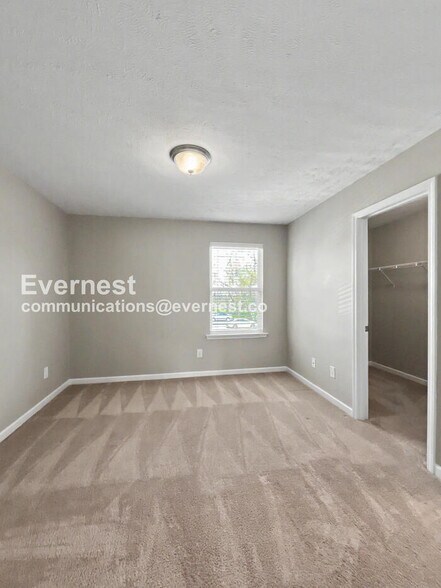 Building Photo - 4159 Saddlecreek Wy